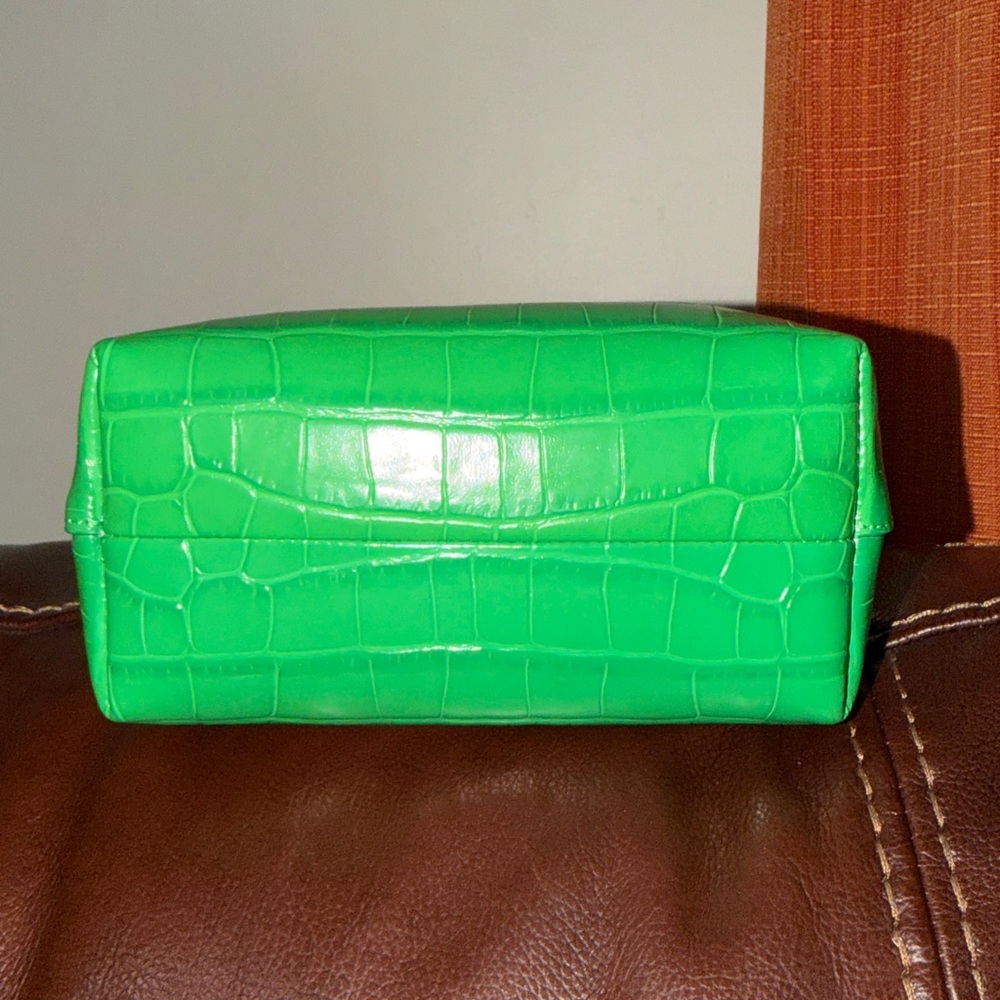 🔥🔥🔥Kate Spade Knott Croc Embossed Green Leather Mini Top Handle Crossbody Bag - Picture 8 of 14